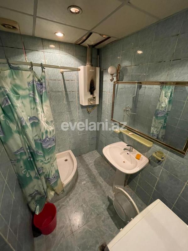 Satılır, köhnə tikili, 2 otaqlı, 60 m², Elmlər Akademiyası m.