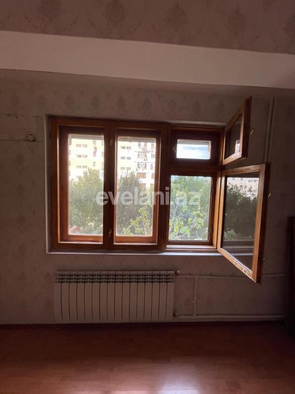 Satılır, köhnə tikili, 2 otaqlı, 60 m², Elmlər Akademiyası m.