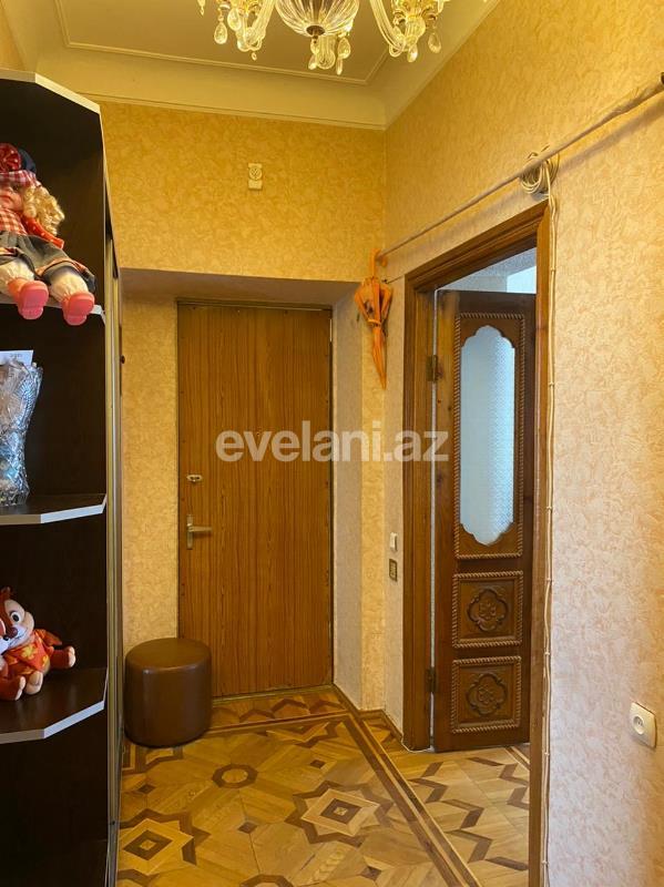 Продаётся, вторичка, 2-комнаты, 95 m², Низами m.