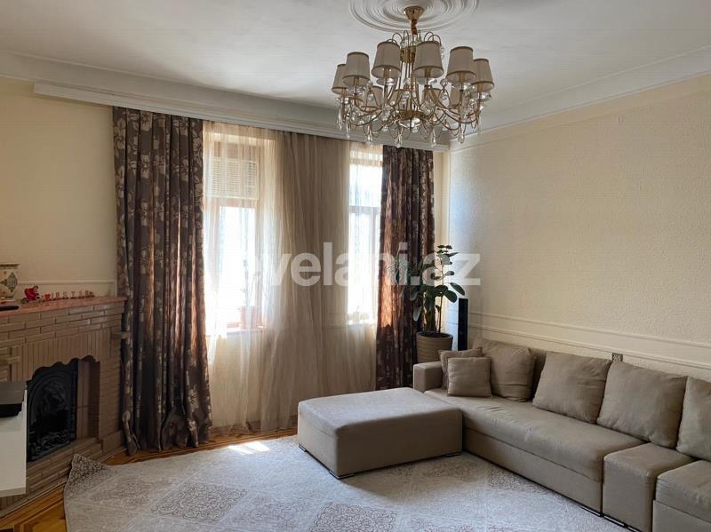 Продаётся, вторичка, 2-комнаты, 95 m², Низами m.