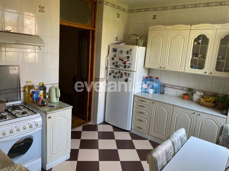 Продаётся, вторичка, 2-комнаты, 95 m², Низами m.