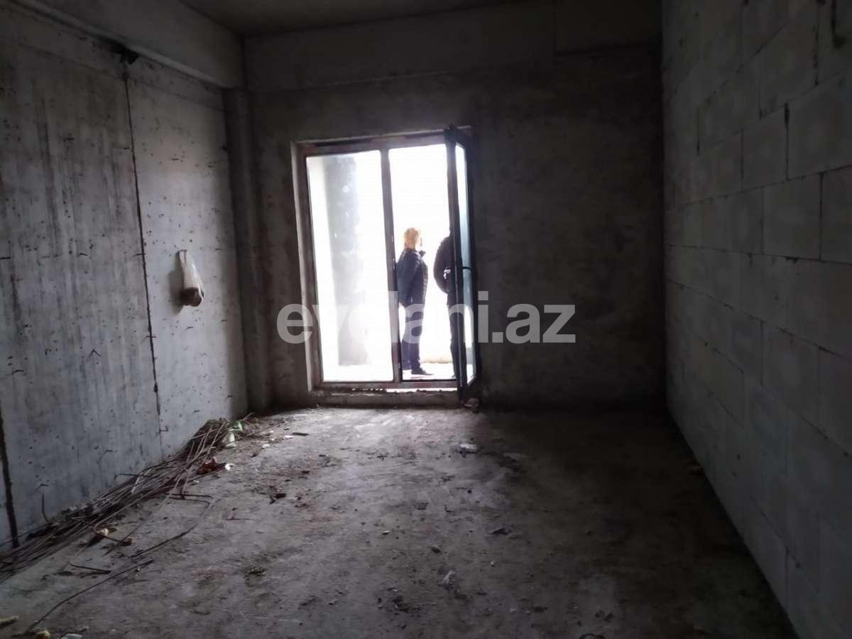 Satılır, yeni tikili, 4 otaqlı, 227 m², 28 may m.