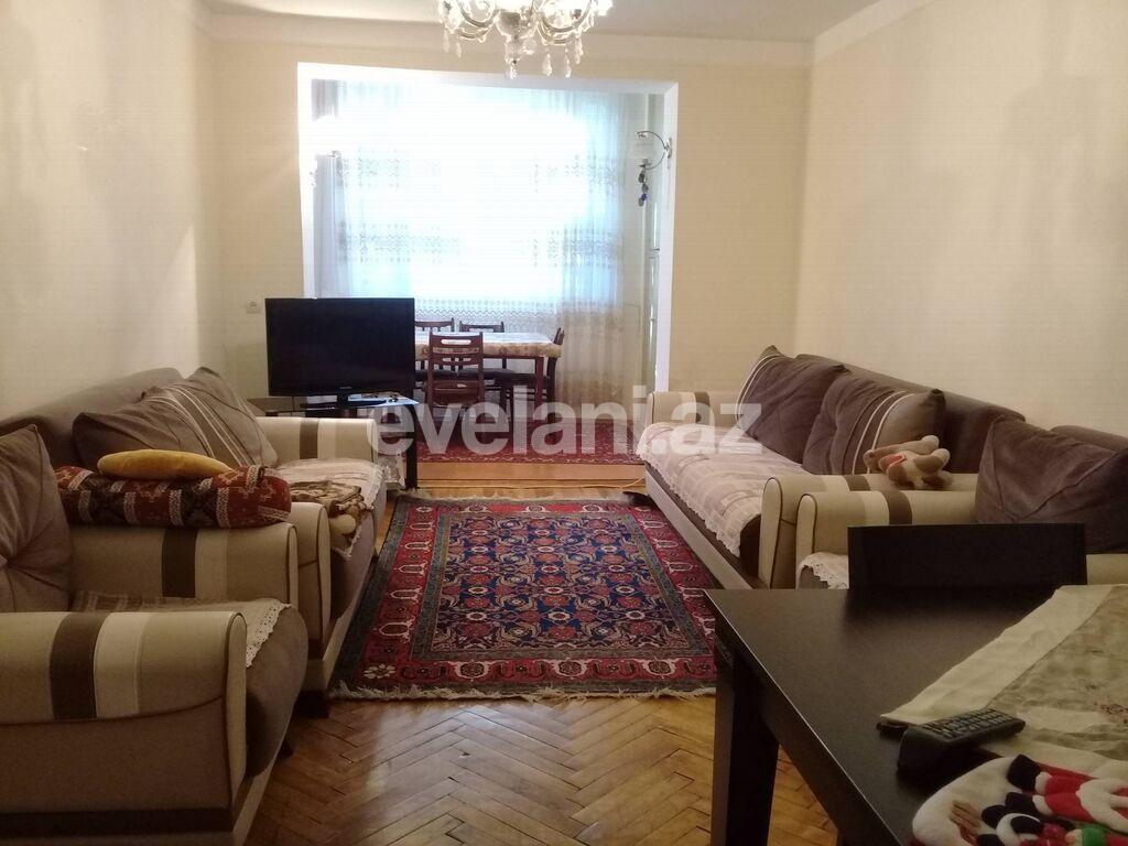 Satılır, köhnə tikili, 3 otaqlı, 80 m², Elmlər Akademiyası m.