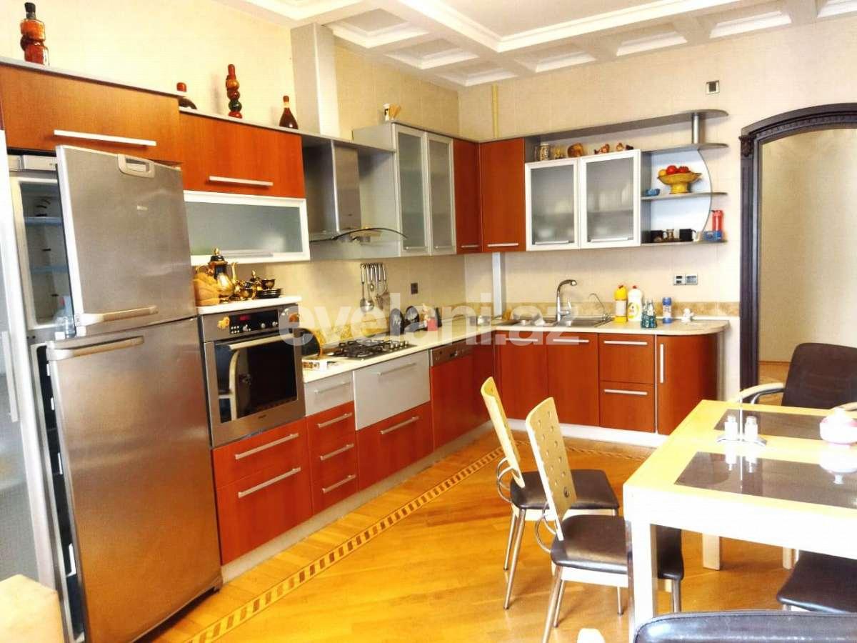Kirayə verilir, yeni tikili, 3 otaqlı, 150 m², Həzi Aslanov m.