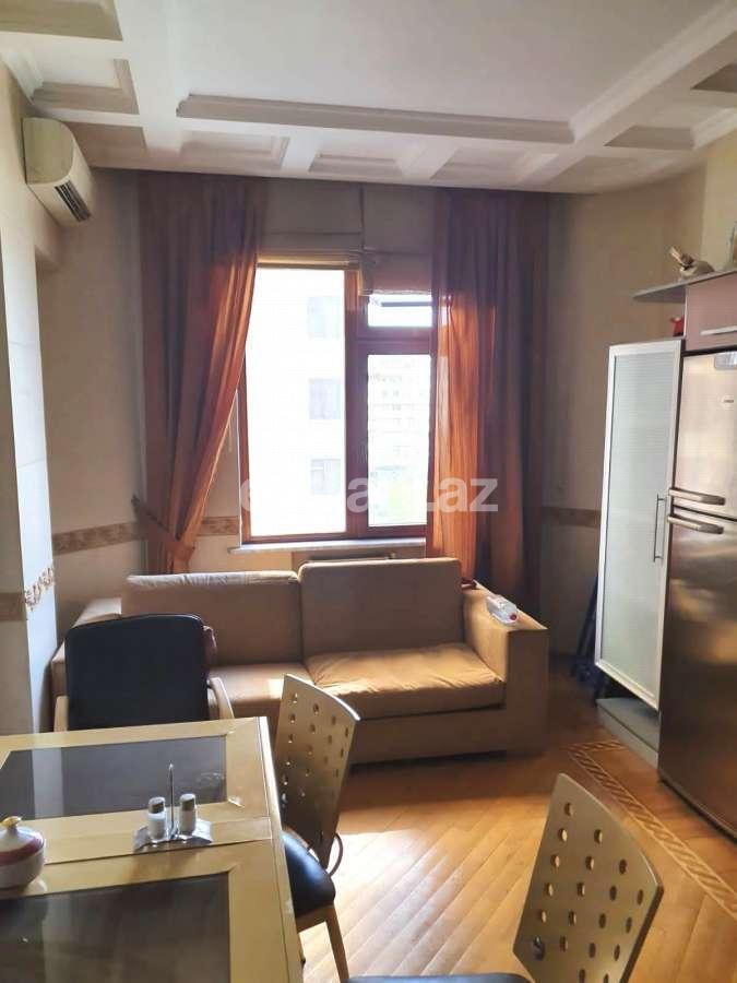 Kirayə verilir, yeni tikili, 3 otaqlı, 150 m², Həzi Aslanov m.