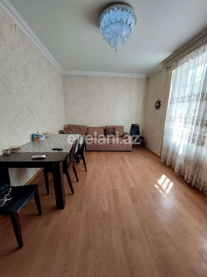 Sale, old building, 2 room, 63 m², Nasimi r.