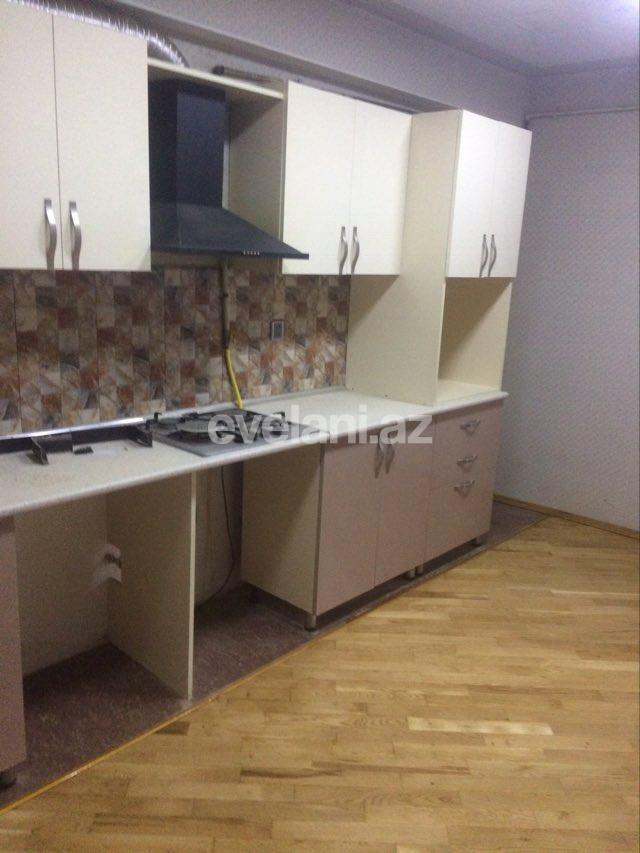 Satılır, yeni tikili, 2 otaqlı, 65 m², İnşaatçılar m.