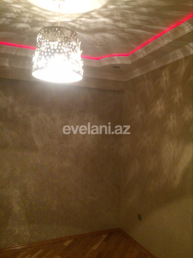 Satılır, yeni tikili, 2 otaqlı, 65 m², İnşaatçılar m.