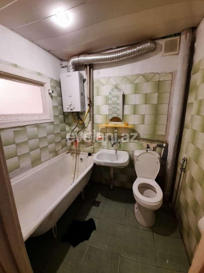 Satılır, köhnə tikili, 2 otaqlı, 50 m², Qara Qarayev m.