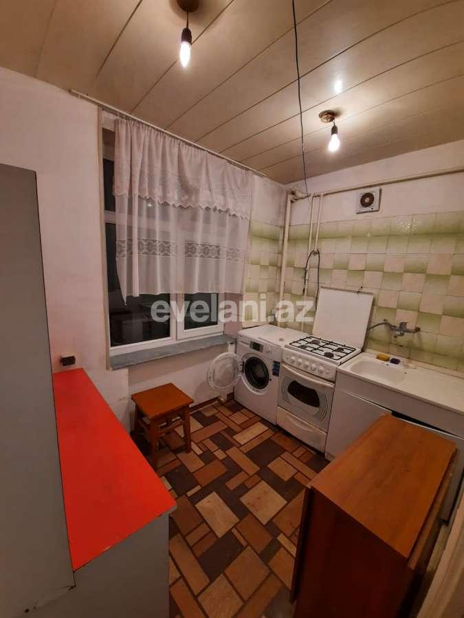 Satılır, köhnə tikili, 2 otaqlı, 50 m², Qara Qarayev m.