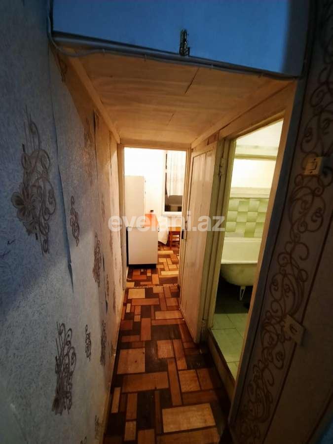 Satılır, köhnə tikili, 2 otaqlı, 50 m², Qara Qarayev m.