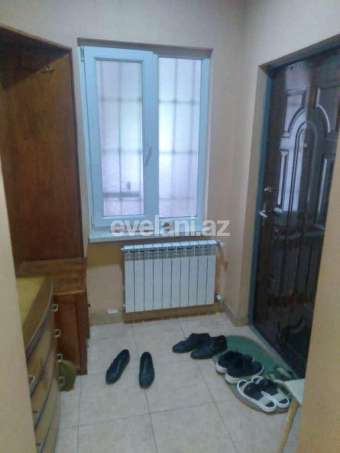 Sale, old building, 2 room, 66 m², Sabail r.