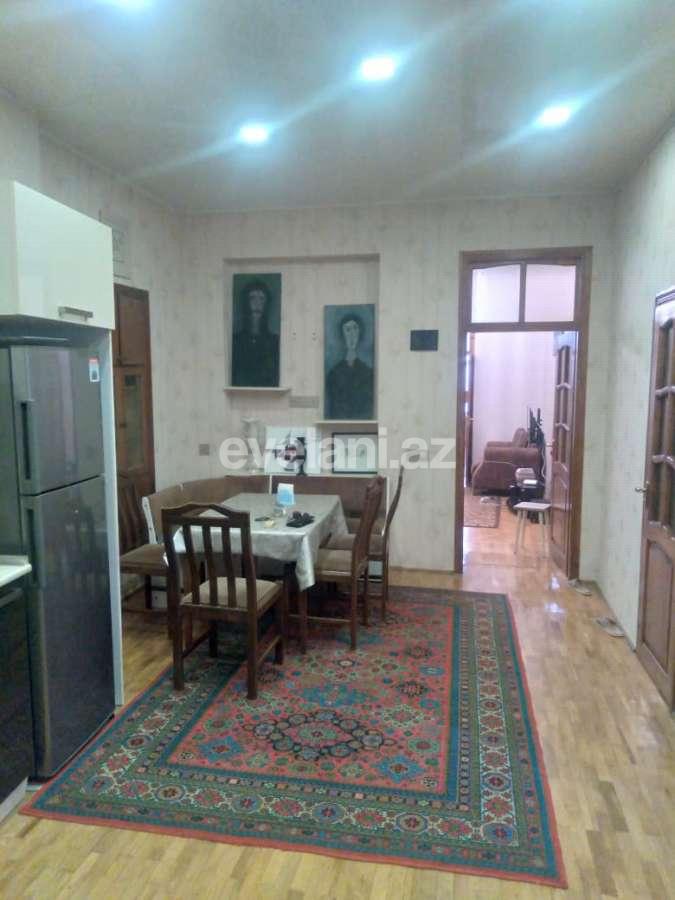 Sale, old building, 2 room, 66 m², Sabail r.