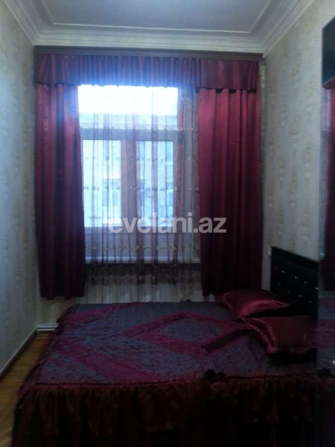 Rent, old building, 2 room, 60 m², Sabail r.