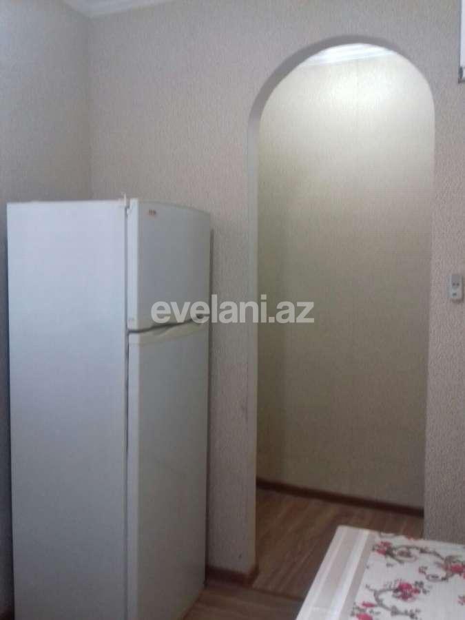 Rent, old building, 3 room, 80 m², Elmlar Akademiyası m.