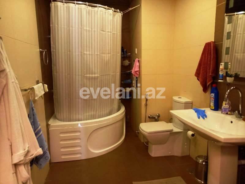 Satılır, yeni tikili, 3 otaqlı, 130 m², İnşaatçılar m.