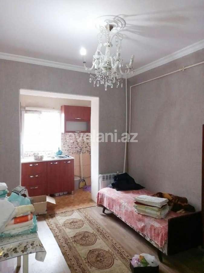 Satılır, köhnə tikili, 2 otaqlı, 45 m², İnşaatçılar m.