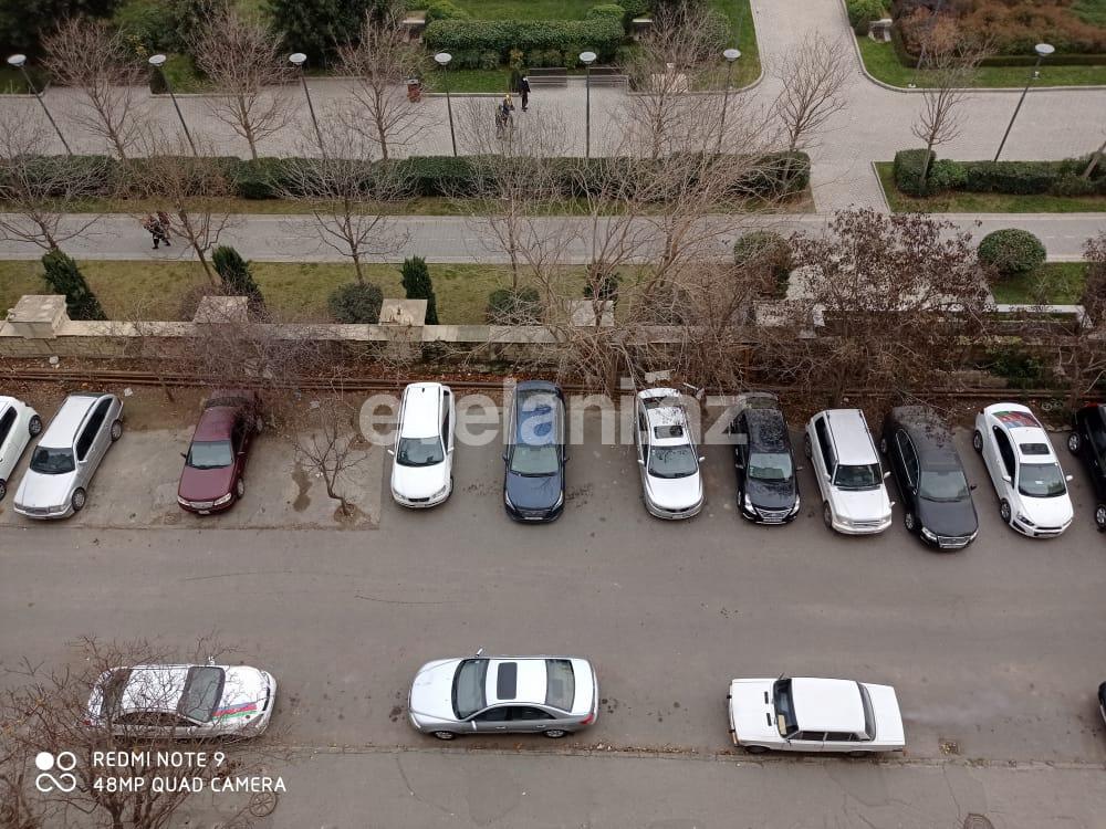 Sale, old building, 4 room, 103 m², Yasamal r.