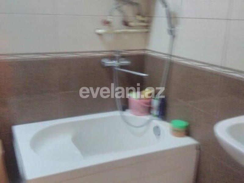 Satılır, köhnə tikili, 3 otaqlı, 67 m², Azadlıq prospekti m.