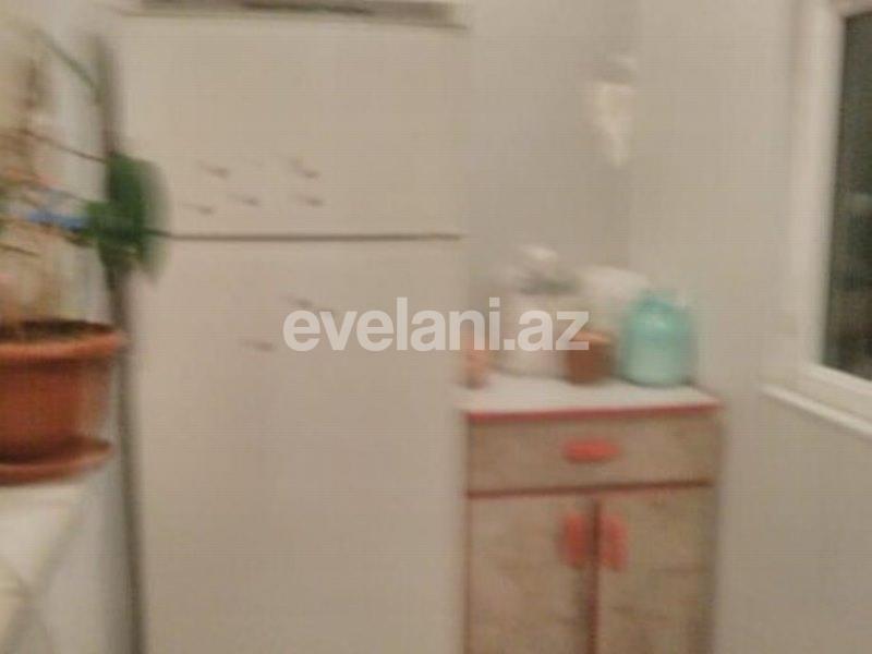 Satılır, köhnə tikili, 3 otaqlı, 67 m², Azadlıq prospekti m.