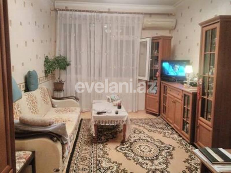 Satılır, köhnə tikili, 3 otaqlı, 67 m², Azadlıq prospekti m.