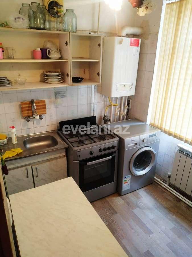 Kirayə verilir, köhnə tikili, 2 otaqlı, 60 m², Elmlər Akademiyası m.