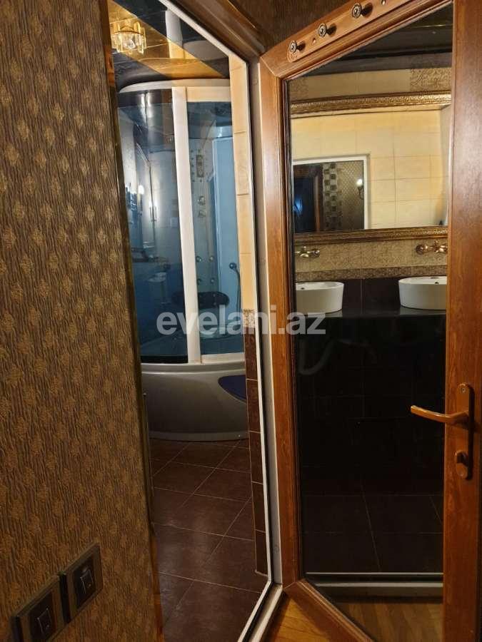 Sale, old building, 5 room, 80 m², Icheri Sheher m.