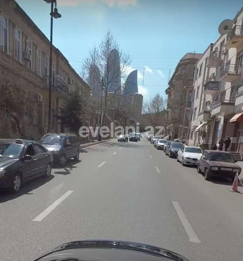 Sale, old building, 5 room, 80 m², Icheri Sheher m.