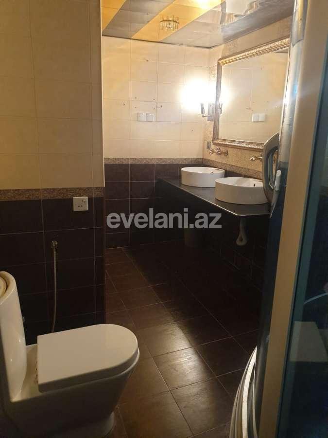 Sale, old building, 5 room, 80 m², Icheri Sheher m.