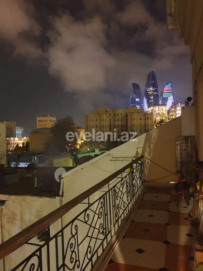 Sale, old building, 5 room, 80 m², Icheri Sheher m.