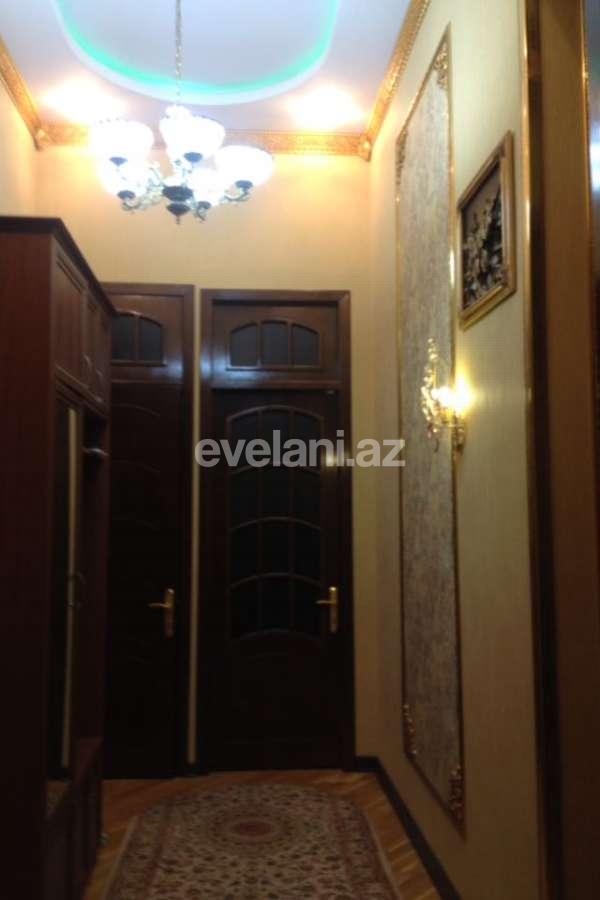 Satılır, köhnə tikili, 3 otaqlı, 120 m², Sahil m.