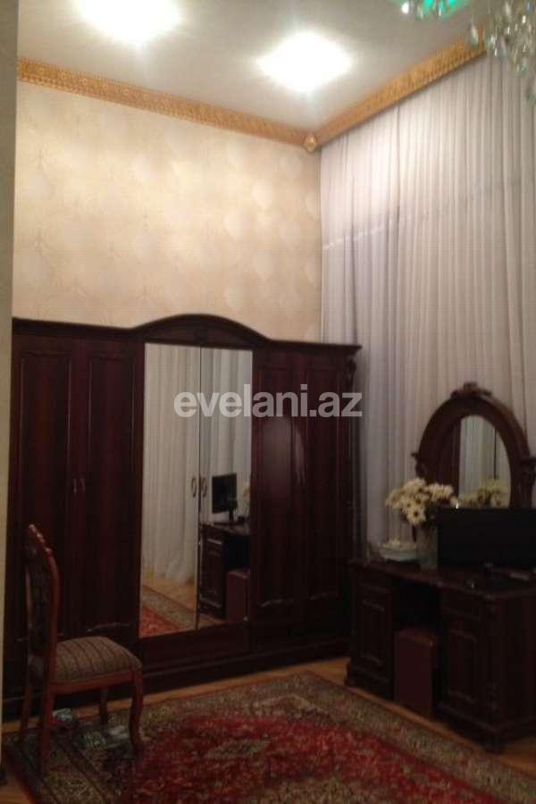 Satılır, köhnə tikili, 3 otaqlı, 120 m², Sahil m.