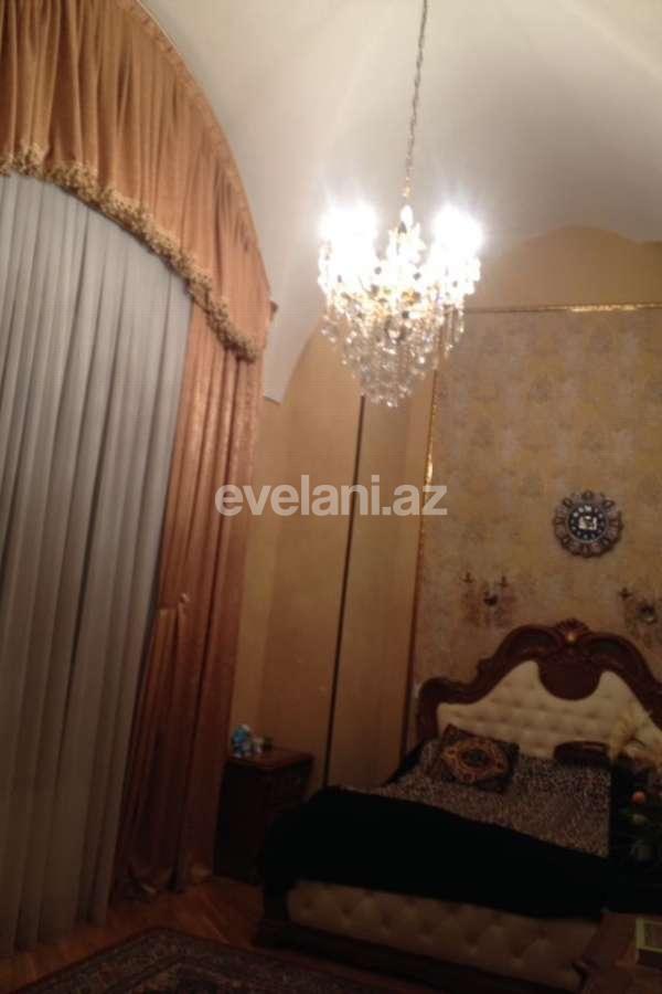 Satılır, köhnə tikili, 3 otaqlı, 120 m², Sahil m.