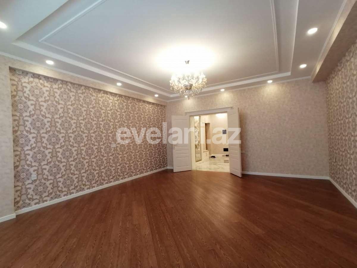 Satılır, yeni tikili, 3 otaqlı, 136 m², 8 Noyabr m.