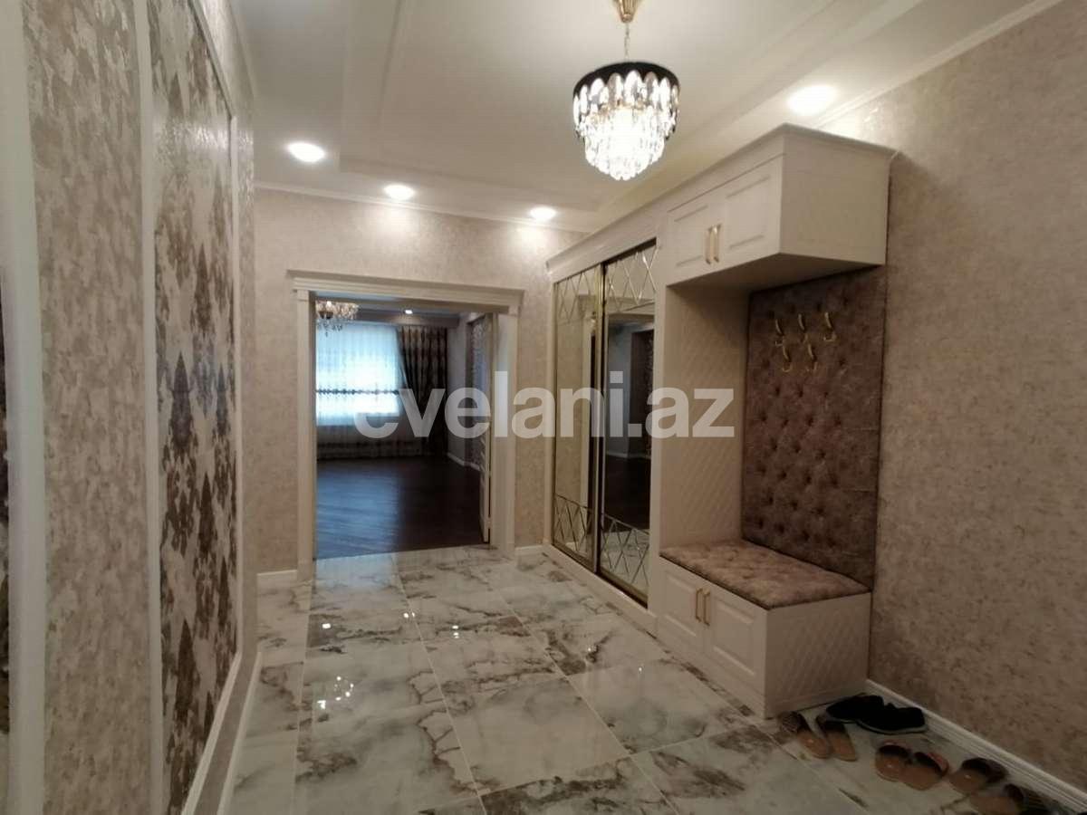Satılır, yeni tikili, 3 otaqlı, 136 m², 8 Noyabr m.