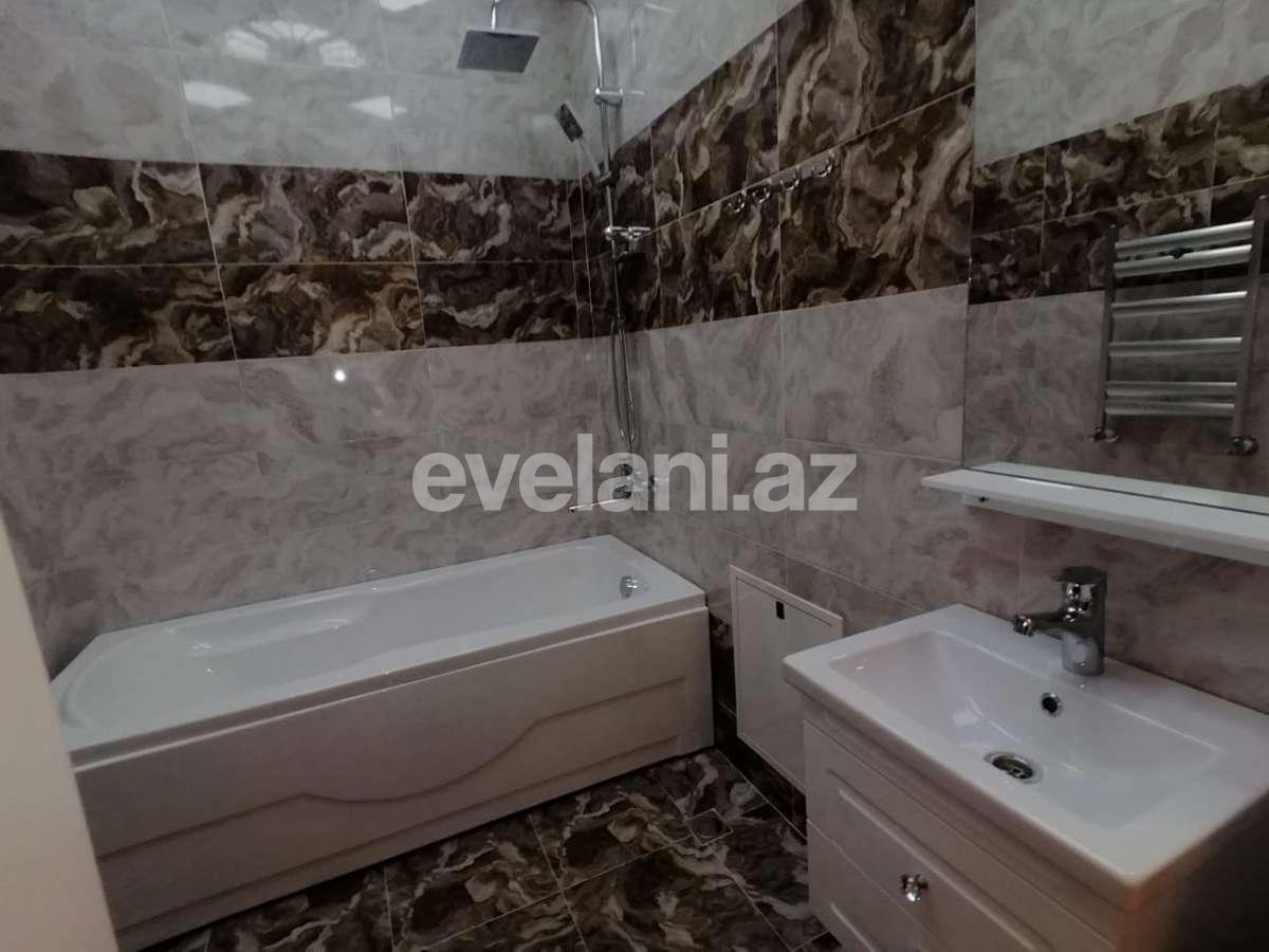 Satılır, yeni tikili, 3 otaqlı, 136 m², 8 Noyabr m.