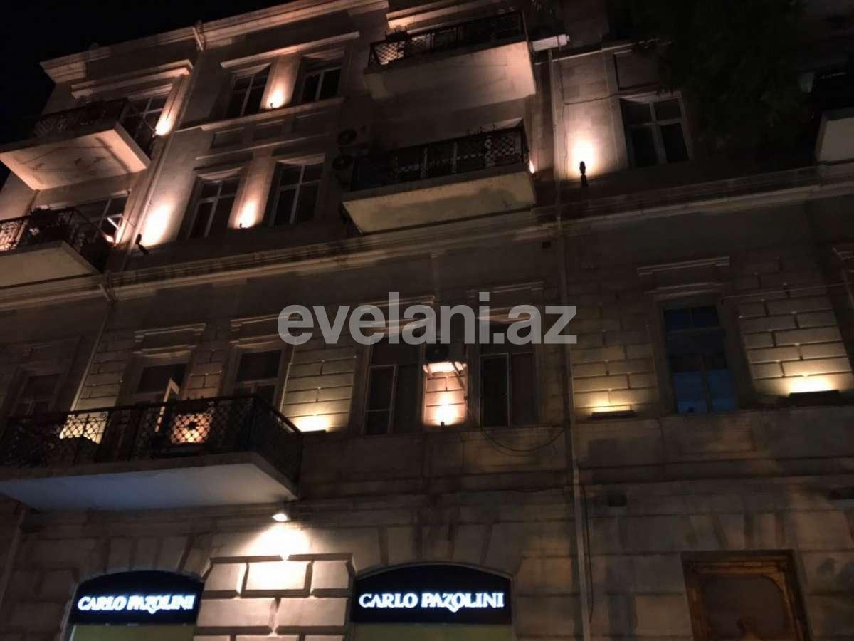 Satılır, köhnə tikili, 3 otaqlı, 85 m², Sahil m.