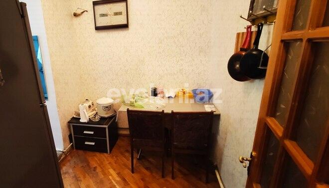 Satılır, köhnə tikili, 2 otaqlı, 55 m², Bakıxanov q.