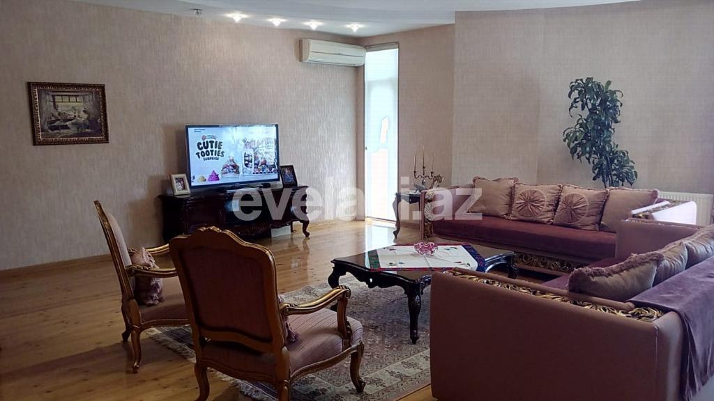Satılır, yeni tikili, 4 otaqlı, 240 m², 28 may m.