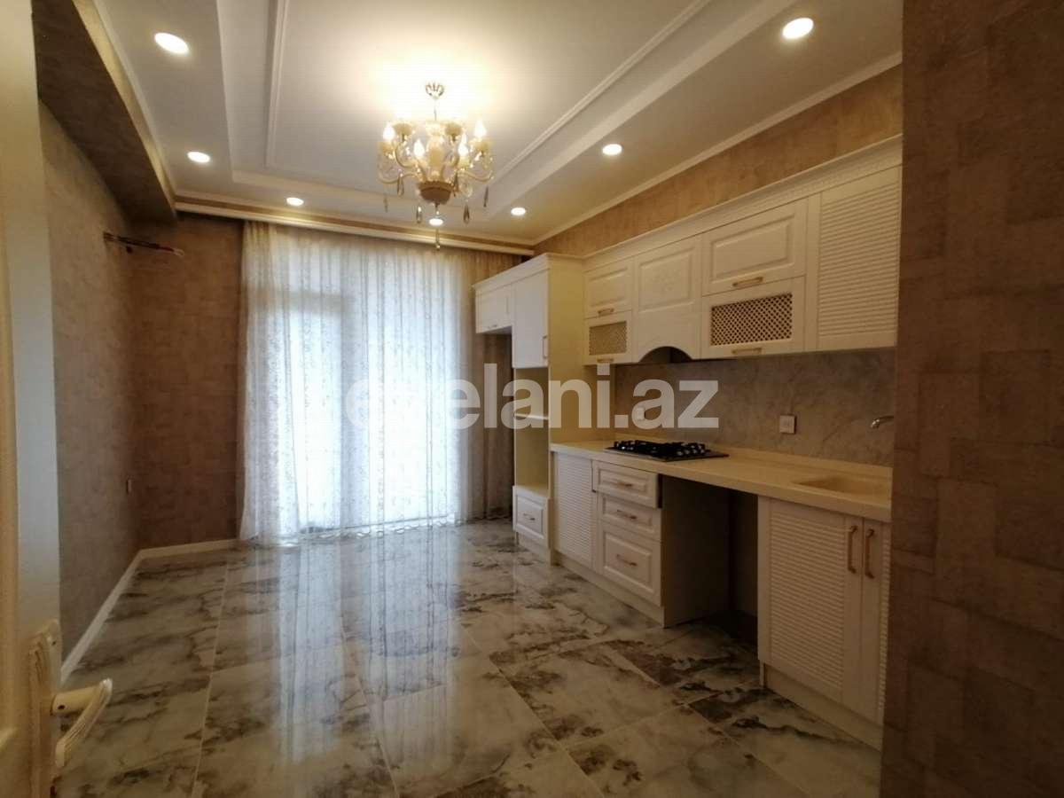 Satılır, yeni tikili, 4 otaqlı, 160 m², 8 Noyabr m.