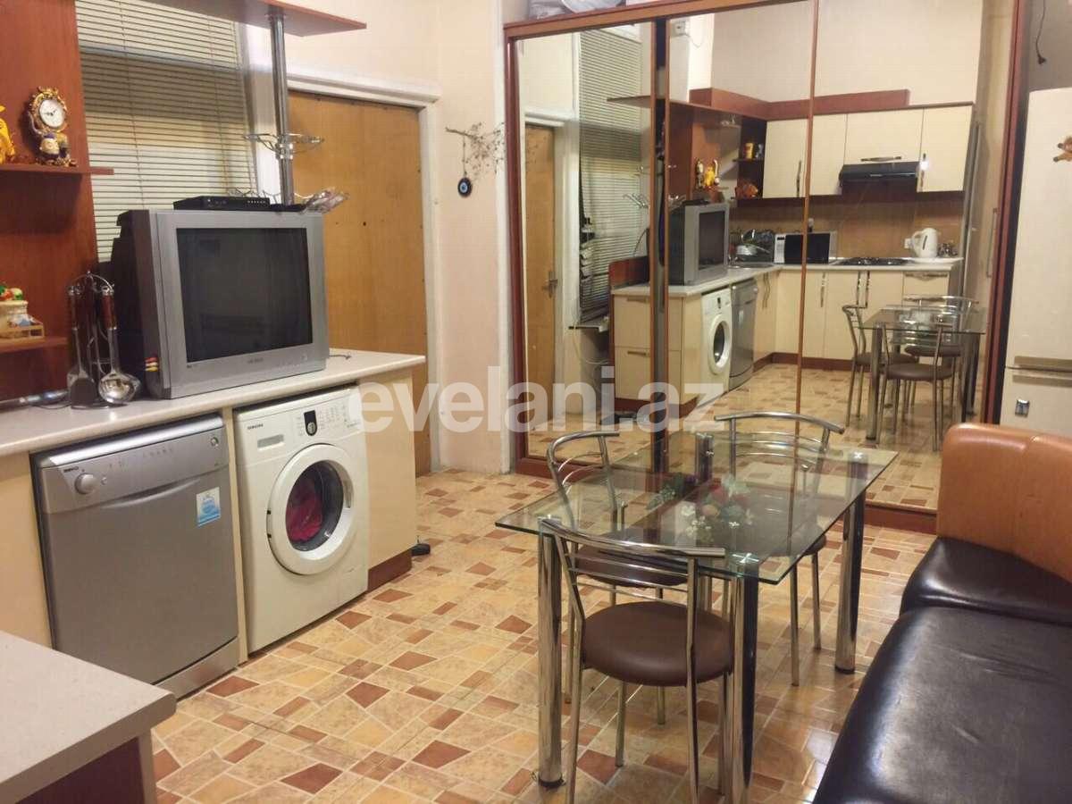 Satılır, köhnə tikili, 3 otaqlı, 100 m², Sahil m.