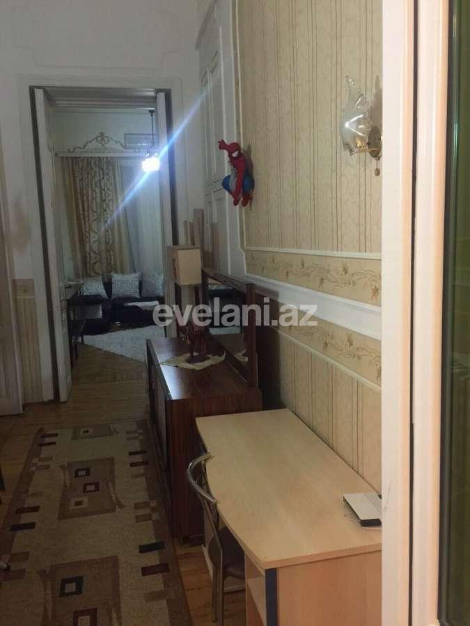 Satılır, köhnə tikili, 3 otaqlı, 100 m², Sahil m.