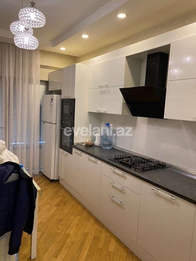 Satılır, yeni tikili, 3 otaqlı, 141 m², Şah İsmayıl Xətai m.