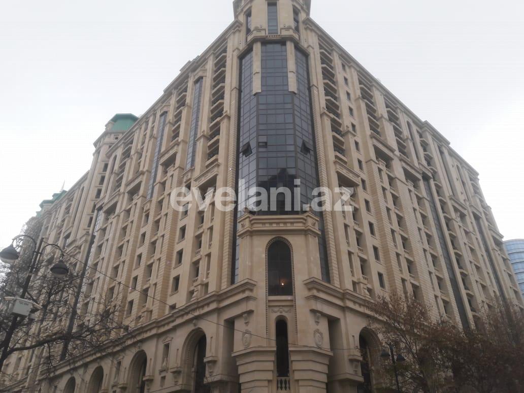 Satılır, yeni tikili, 3 otaqlı, 135 m², Nizami m.