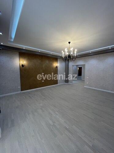 Satılır, yeni tikili, 3 otaqlı, 151 m², 28 may m.