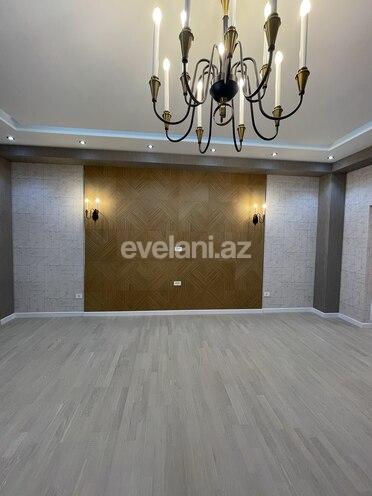 Satılır, yeni tikili, 3 otaqlı, 151 m², 28 may m.