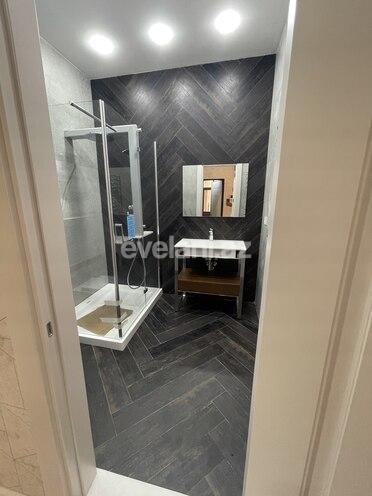 Satılır, yeni tikili, 3 otaqlı, 151 m², 28 may m.