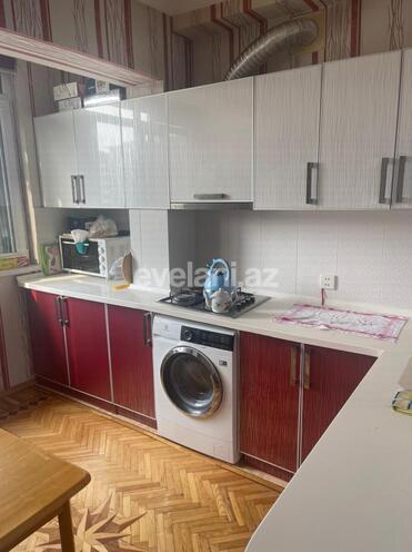 Sale, old building, 4 room, 100 m², Bakikhanov d.