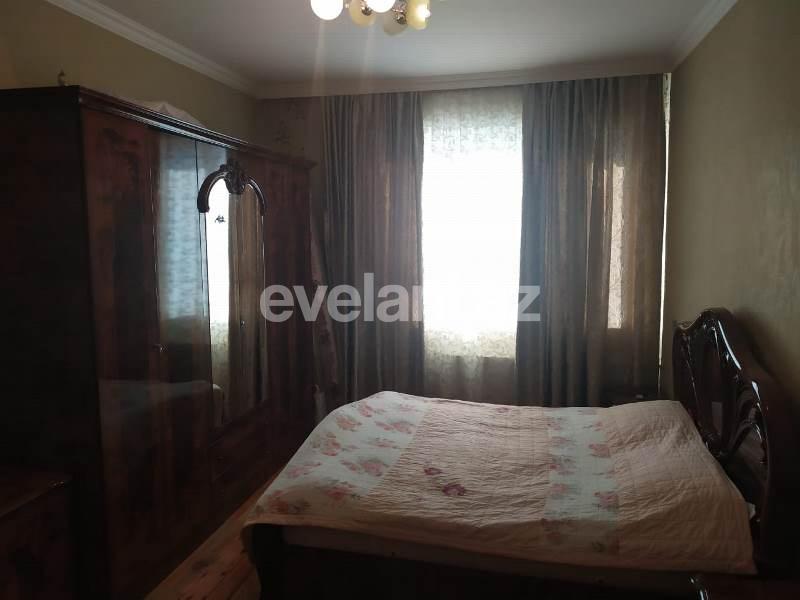 Satılır, köhnə tikili, 3 otaqlı, 72 m², Azadlıq prospekti m.