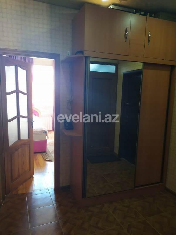 Satılır, köhnə tikili, 3 otaqlı, 72 m², Azadlıq prospekti m.